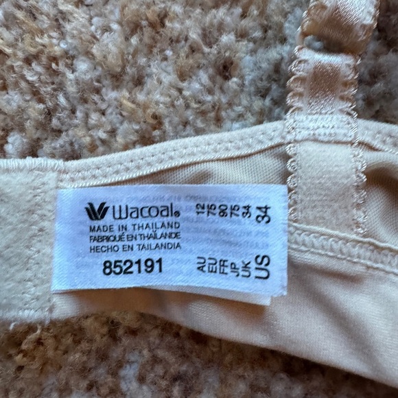 Wacoal SIZE 34 Lace convertible adjustable Bra - Picture 3 of 3